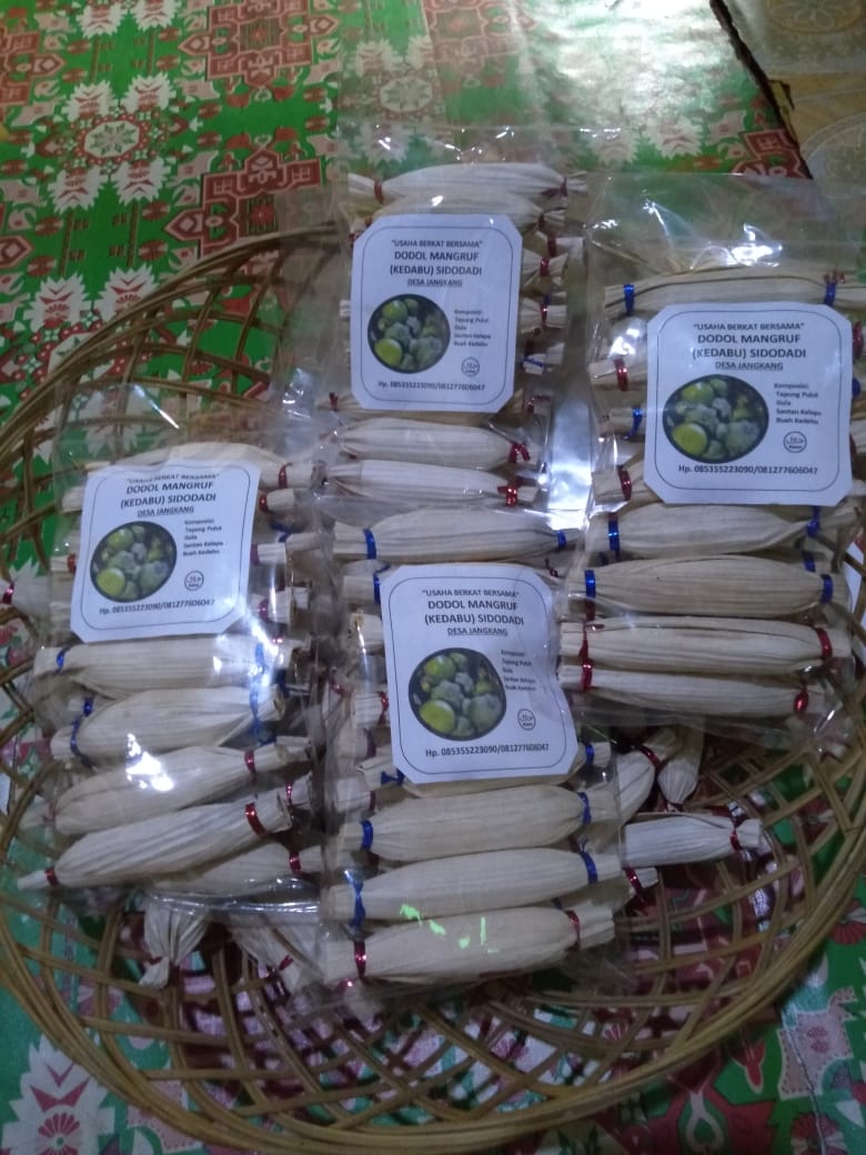 Buah Kedabu Disulap Jadi Dodol Khas Jangkang